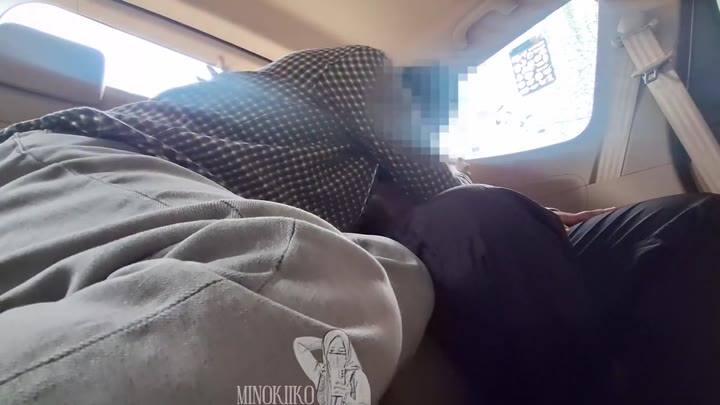 Bokep Indo Viral Ngentot Kakak Tiri Dalam Mobil